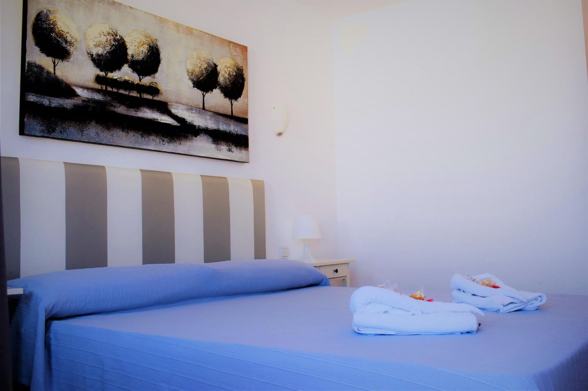 Apartamentos Sureda Canyamel  Bagian luar foto