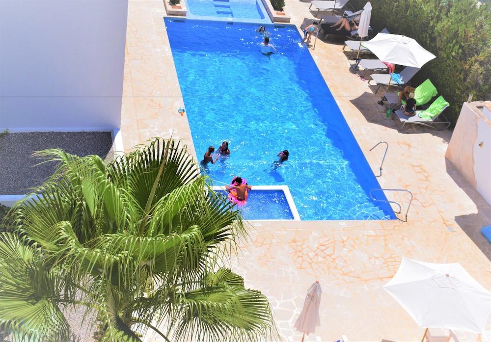 Apartamentos Sureda Canyamel  Bagian luar foto