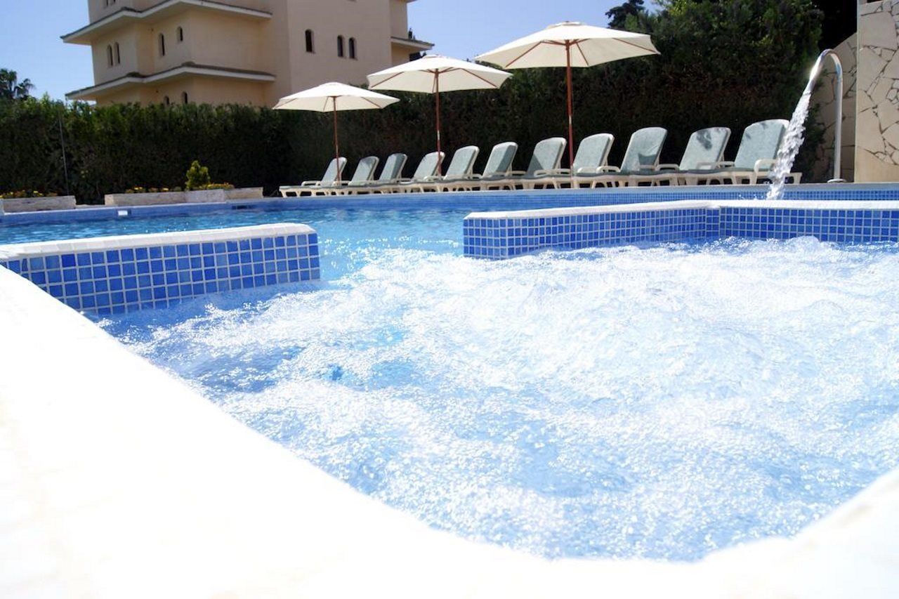 Apartamentos Sureda Canyamel  Bagian luar foto